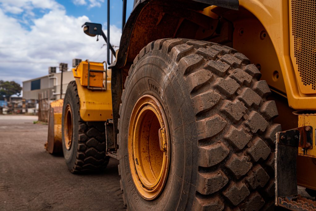 Wide shot of CAT 950H loader and surrounding industrial equipment in Whyalla.